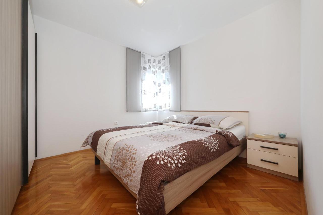 Apartment Dora Preko Eksteriør bilde